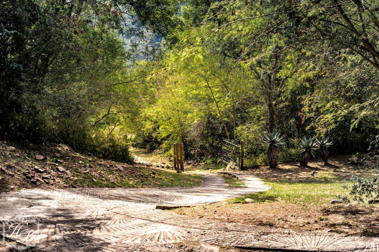 Heysbrook Estate - Luxurious Lodges In A Private Valley Waterval-Onder Экстерьер фото