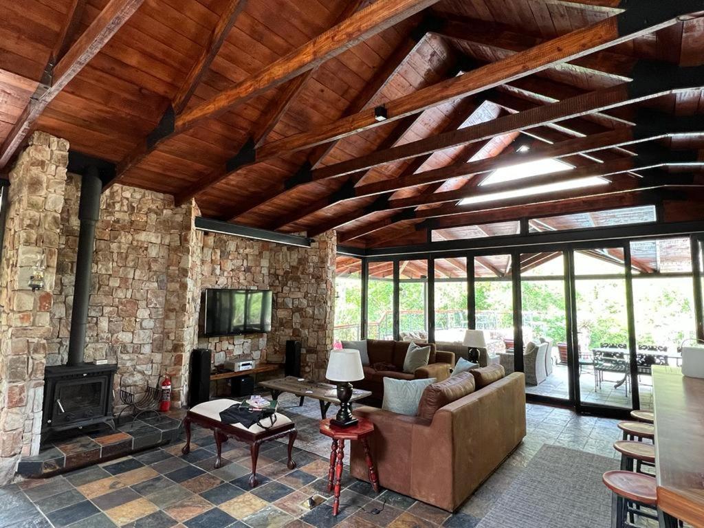 Heysbrook Estate - Luxurious Lodges In A Private Valley Waterval-Onder Экстерьер фото